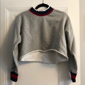 TWENTY MONTREAL HEATHER GRAY CROPPED SWEATSHIRT